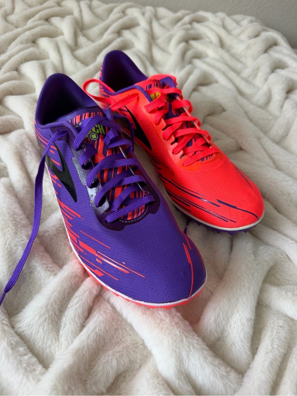 Brooks Mach 18 Spikeless Cross Country Track Shoes Purple Coral Women’s 12